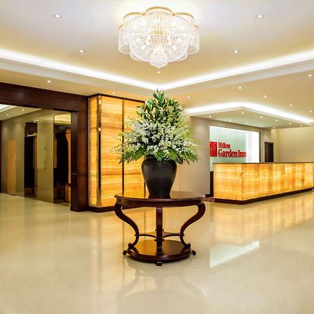 Hilton Garden Inn Hanoi Exteriör bild