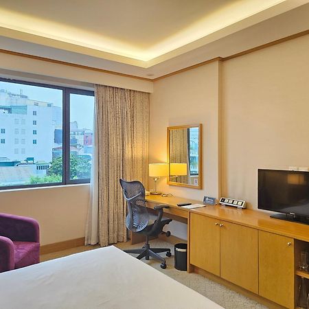 Hilton Garden Inn Hanoi Exteriör bild