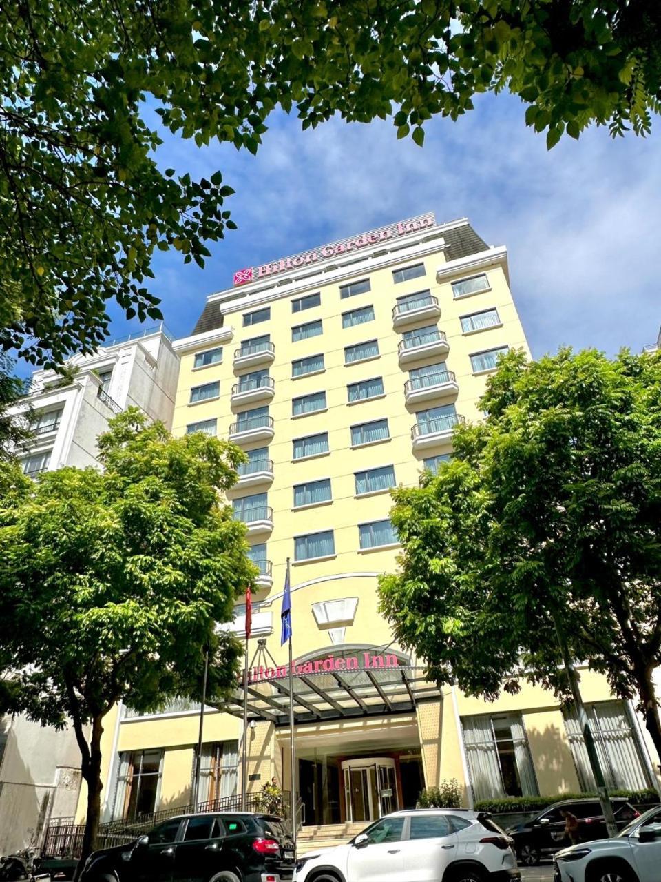 Hilton Garden Inn Hanoi Exteriör bild