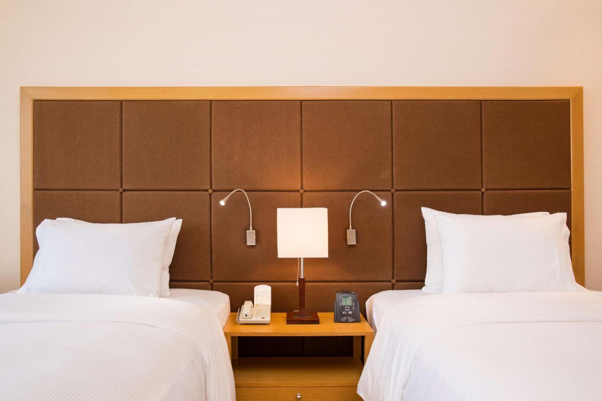 Hilton Garden Inn Hanoi Exteriör bild