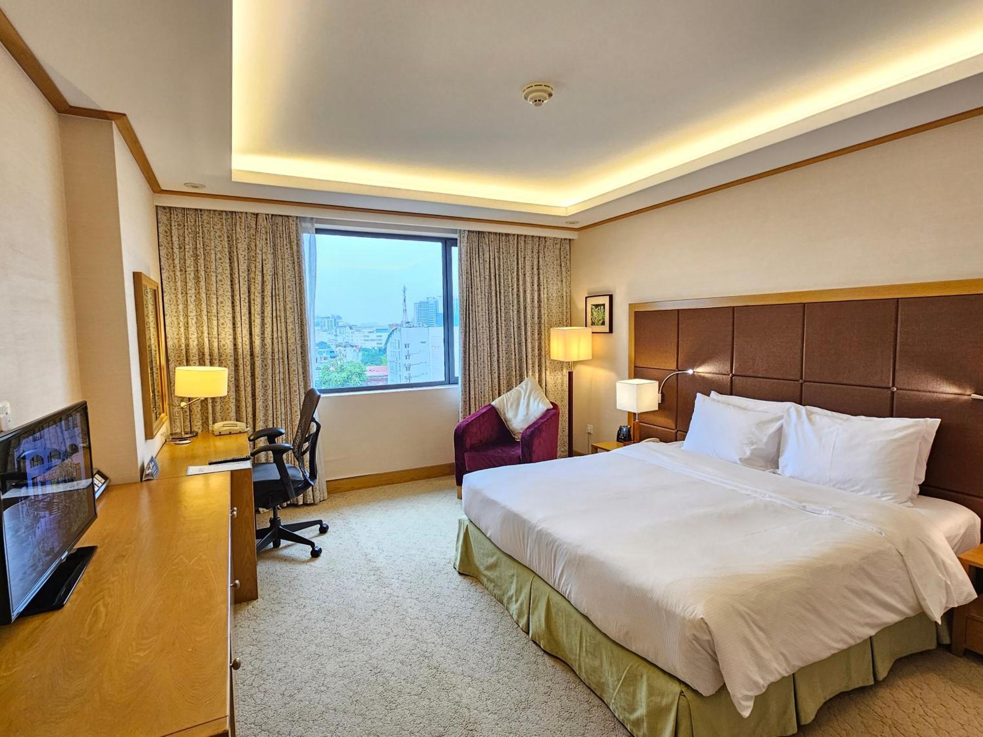 Hilton Garden Inn Hanoi Exteriör bild