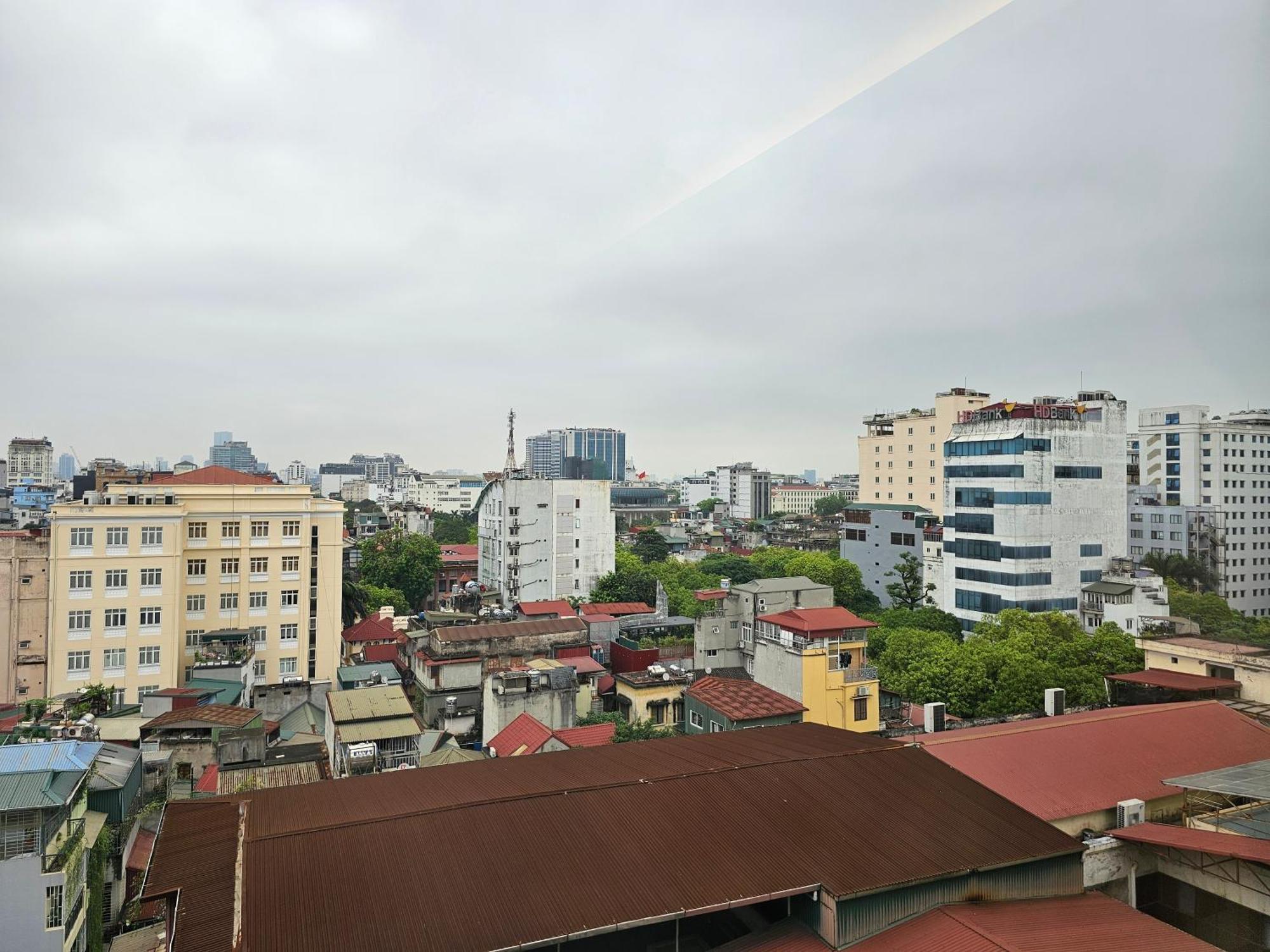 Hilton Garden Inn Hanoi Exteriör bild